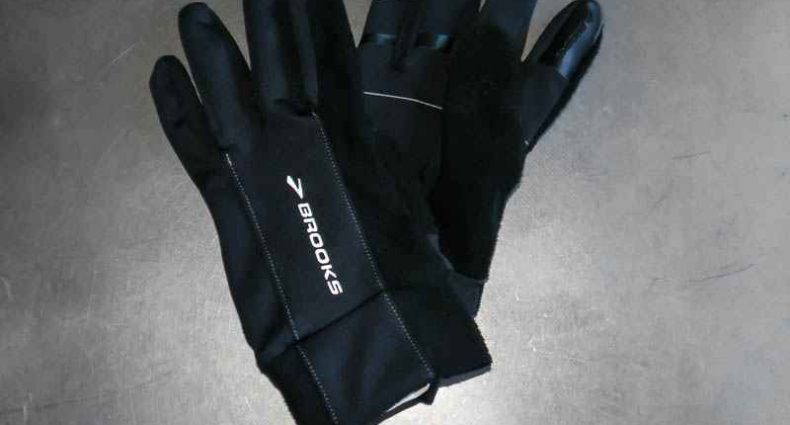 Brooks Vapor Dry Glove